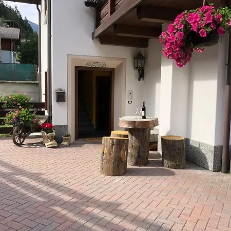 Artemisia A Due Passi Da Bormio דירה
